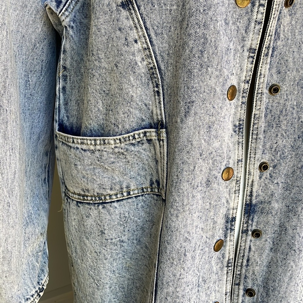 Acid Washed Denim Coat - Picture 6 of 12